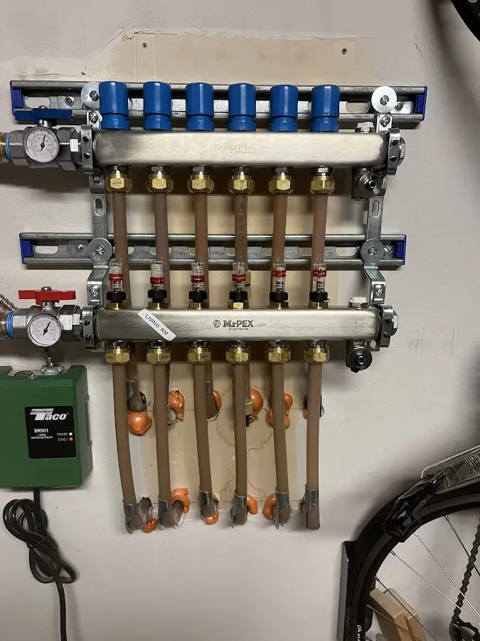 Plumber performing Leak Detection at a residential property in Palestine